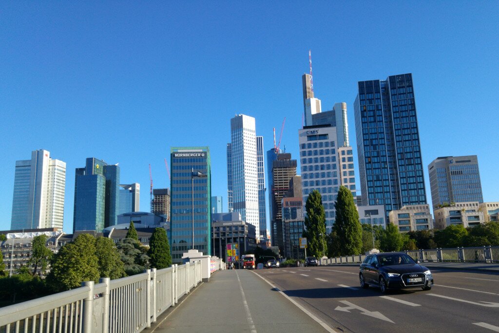 Frankfurt – lilla New York, med en inte så historisk stadskärna